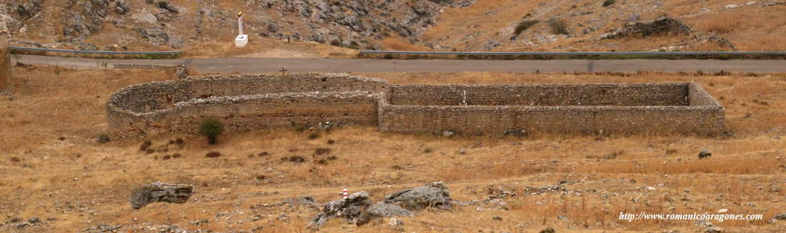 RUINAS DE LA ERMITA DE SAN JUAN EN FUNCIONES DE CEMENTERIO LOCAL