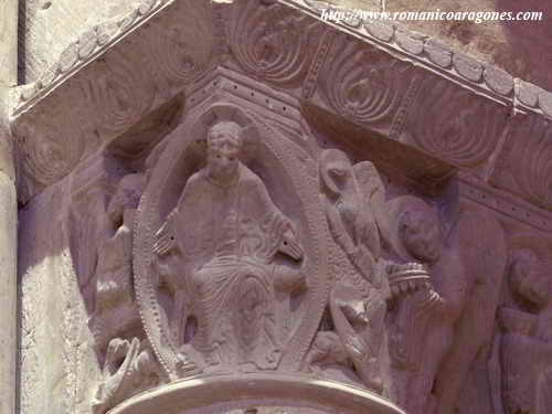 CRISTO EN MANDORLA RODEADO DE TETRAMORFOS