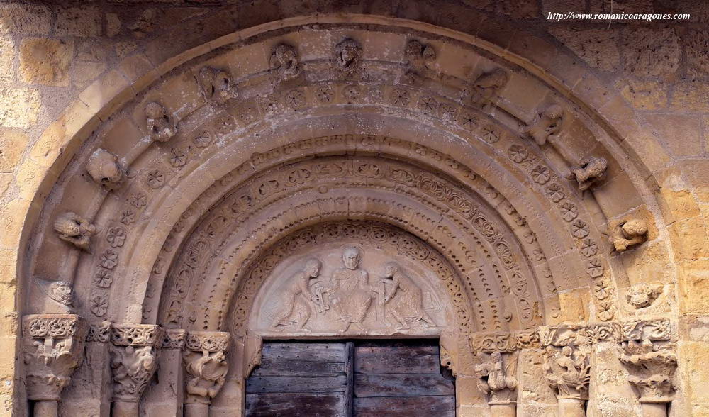 DETALLE DE ARQUIVOLTAS Y CAPITELES