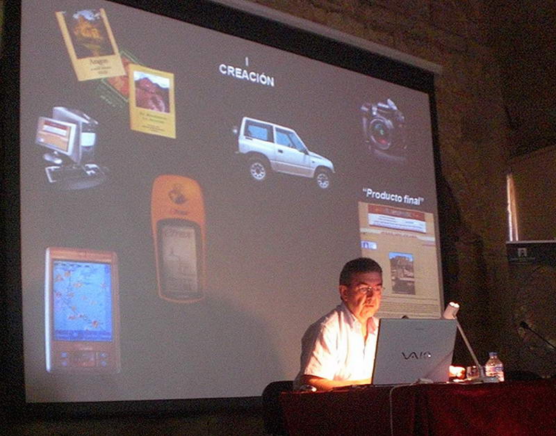 CHARLA EN 2008